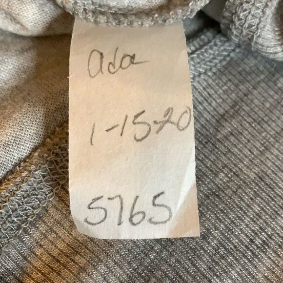 Red Haute Grey Sweater Cut Out Neck Long Sleeves Sweatshirt Type Material - Picture 8 of 10